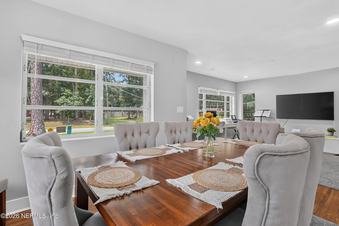 Photo of 2864 SCOTT Circle