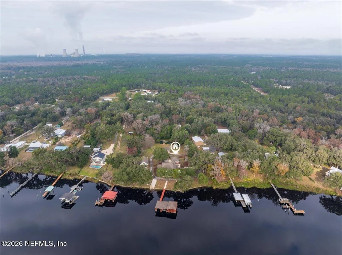 Photo of 533 W RIVER Road