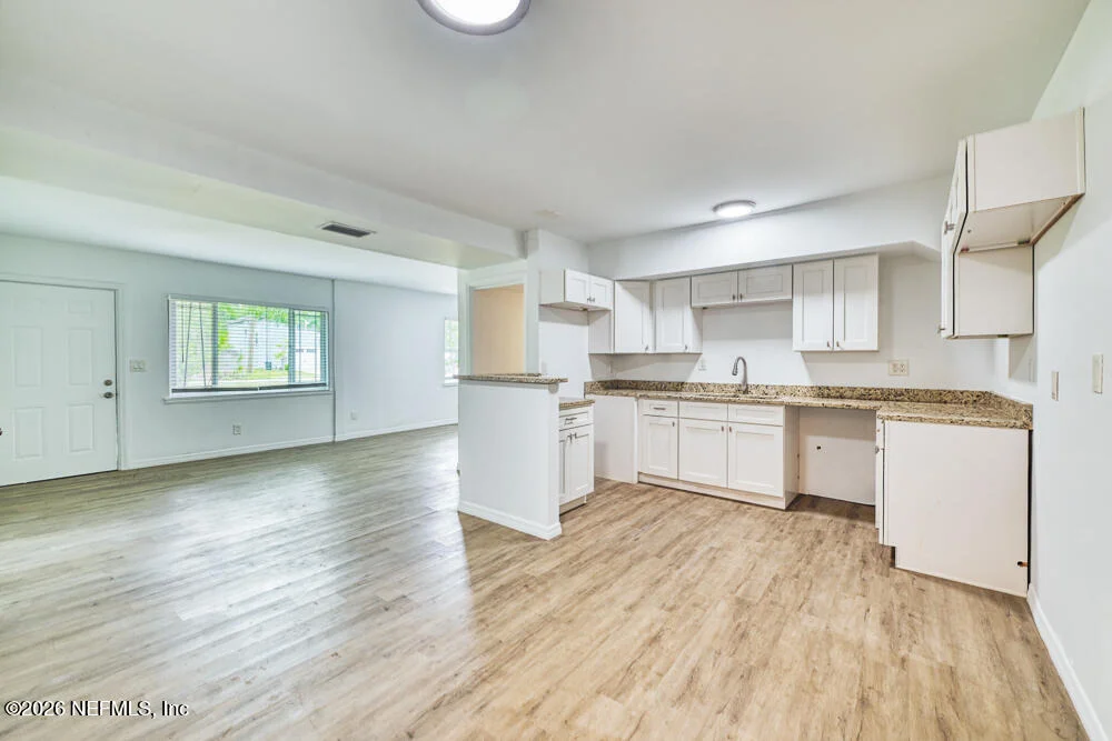 Photo of 1339 ELLIS Road