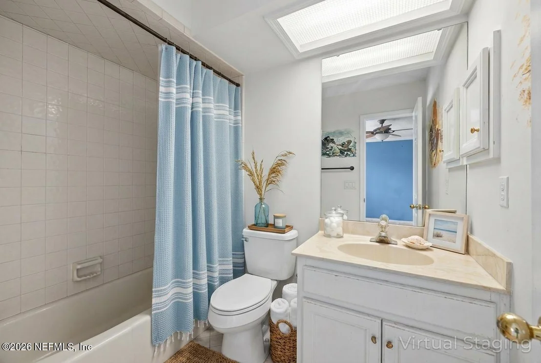 Photo of 5043 MARINERS POINT Drive