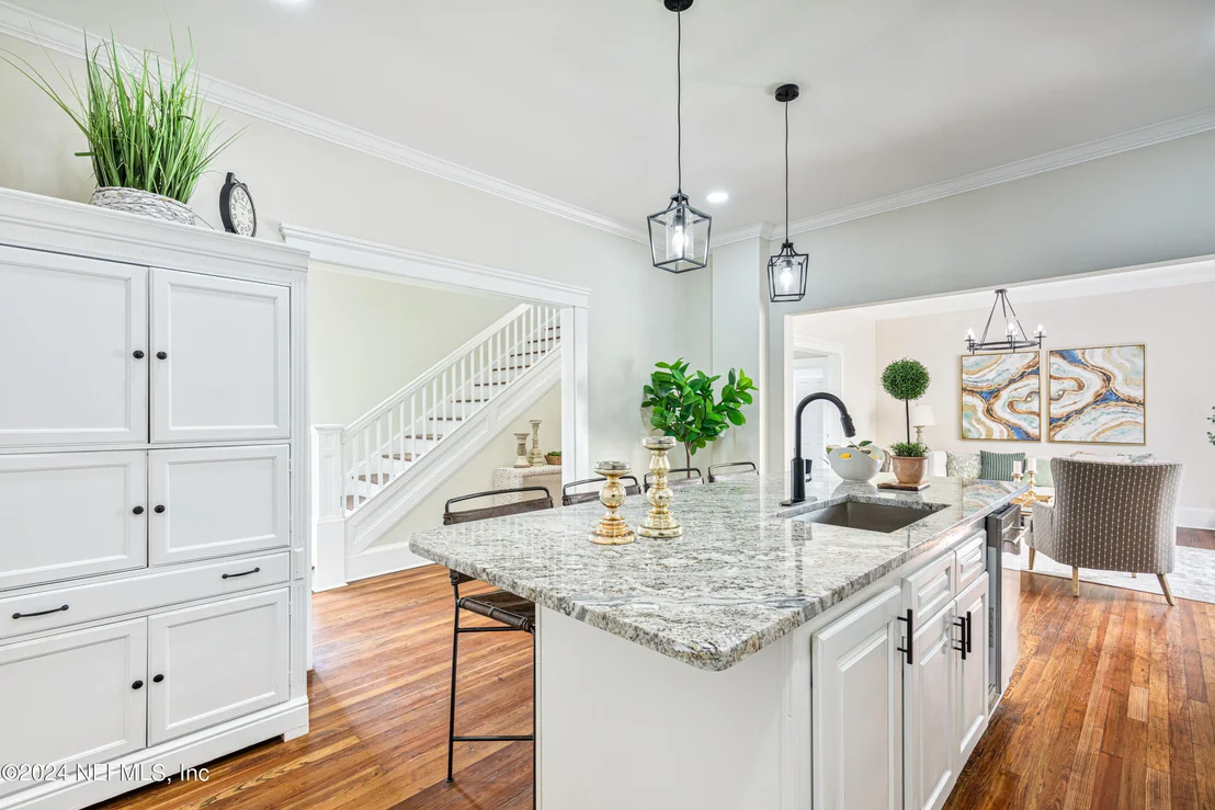 Photo of 56 CARRERA Street