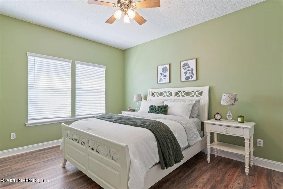 Photo of 817 EAGLE POINT Drive