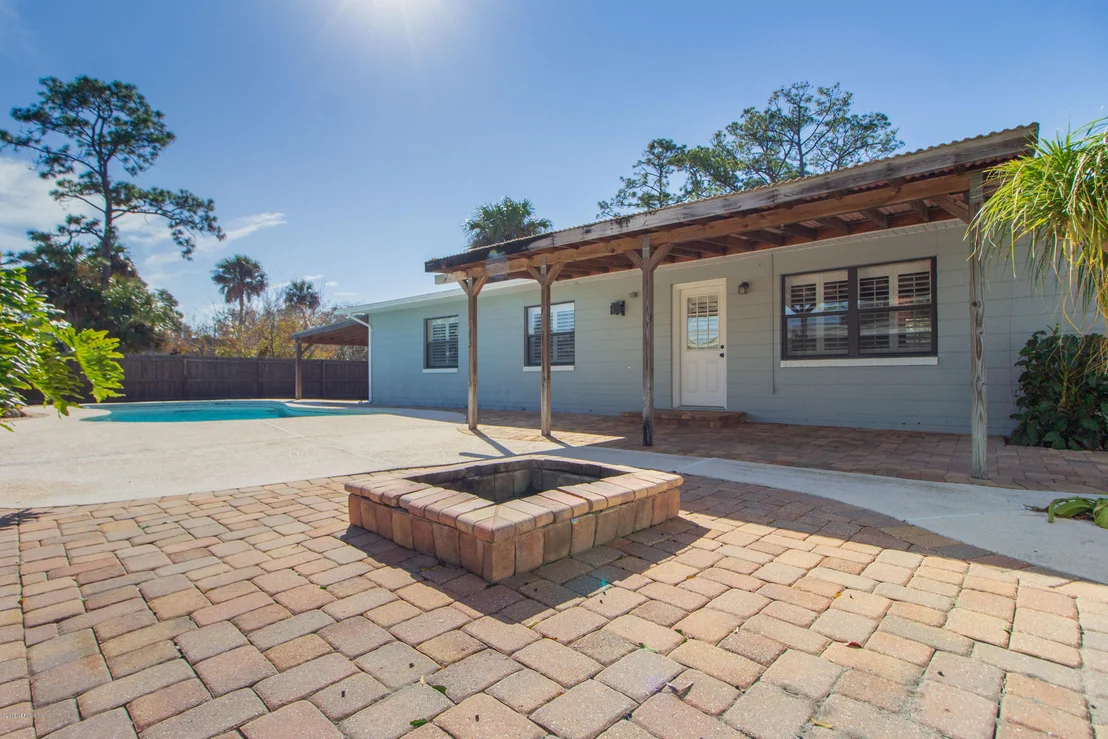 Photo of 705 PALM TREE Road