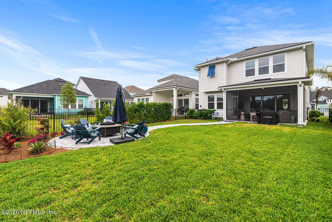 Photo of 428 BLUE HAMPTON Drive