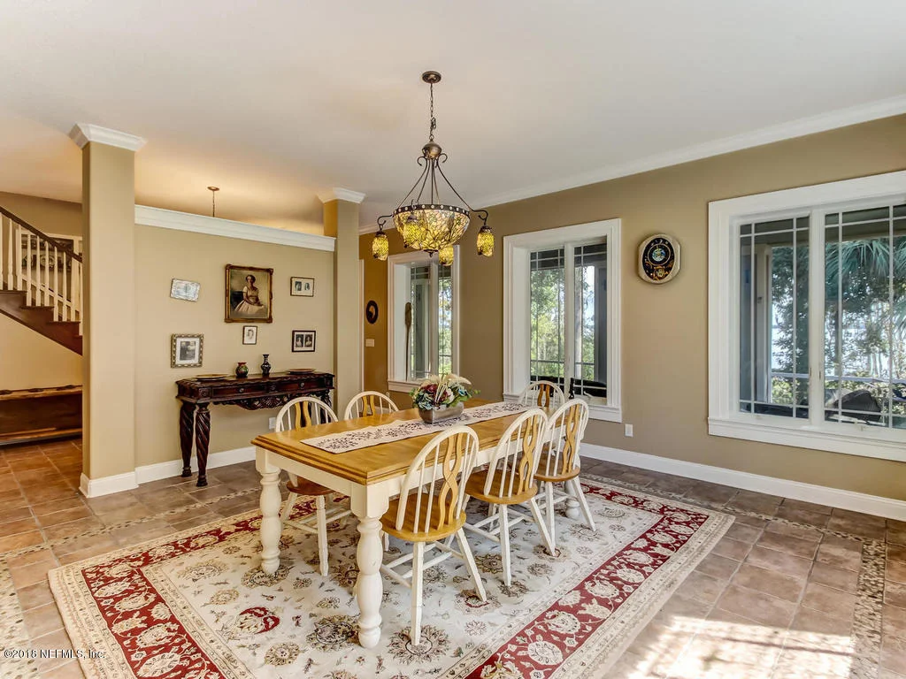 Photo of 595 W RIVER Road