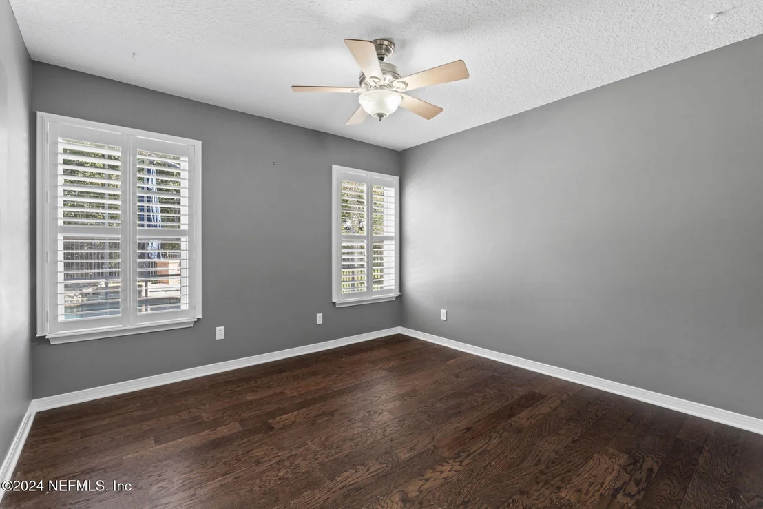 Photo of 44017 GREEN MEADOWS Lane