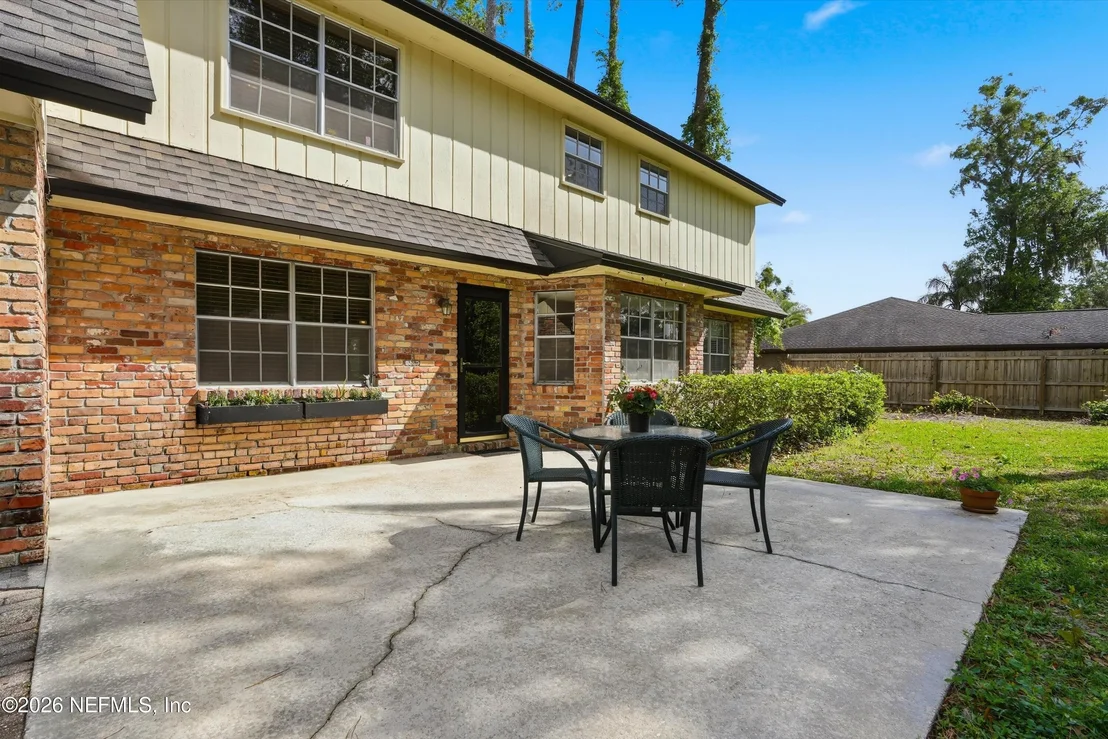 Photo of 970 SANDPIPER Lane