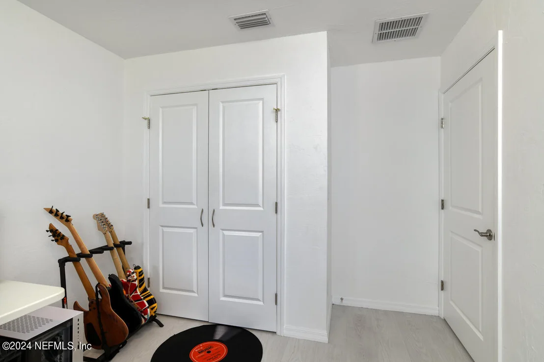 Photo of 101 KILLIAN Drive