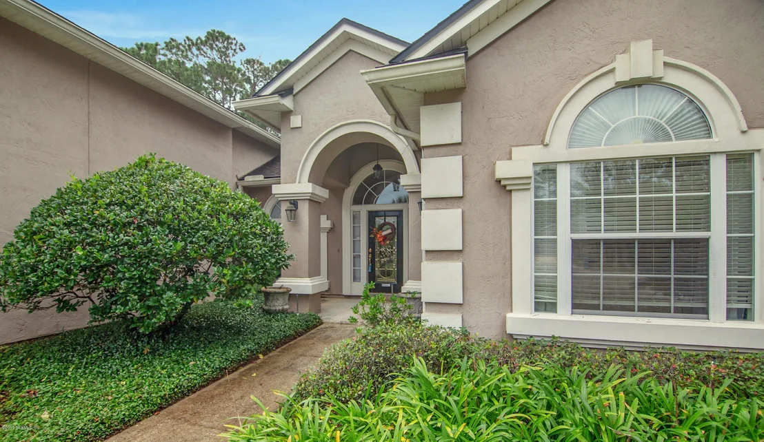 Photo of 115 GLEN OAKS Drive