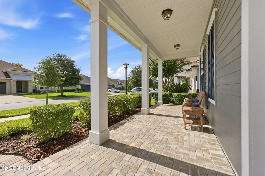 Photo of 359 GLENNEYRE Circle
