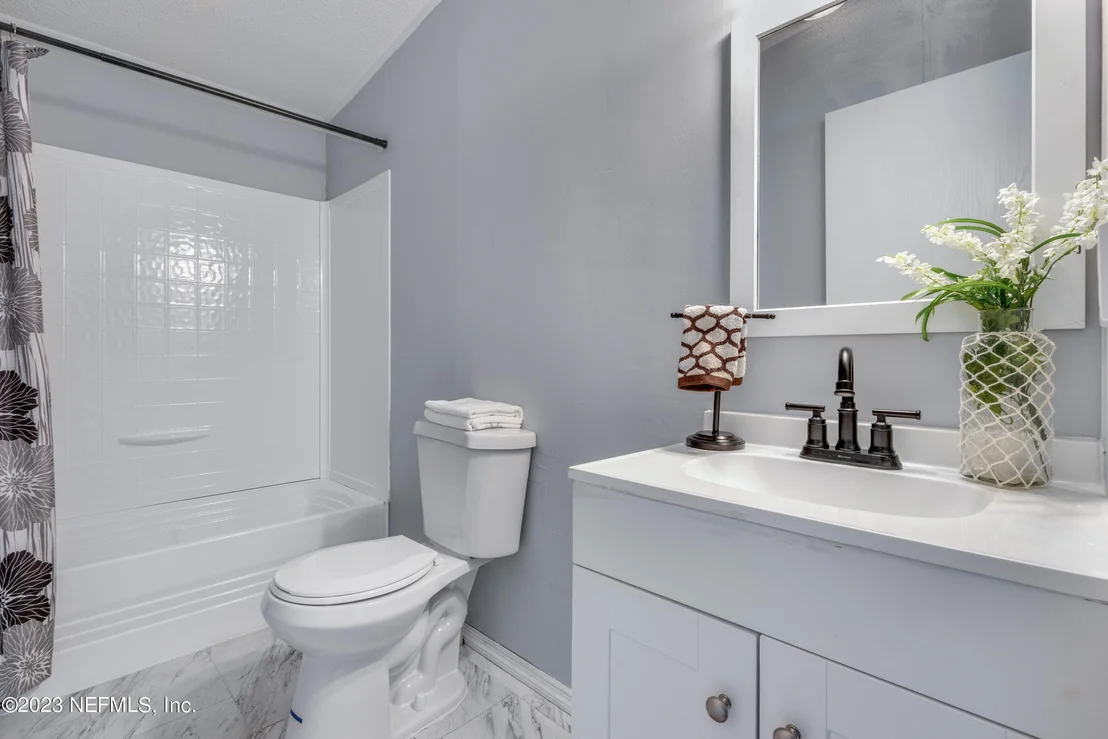 Photo of 44474 PINEBREEZE Circle