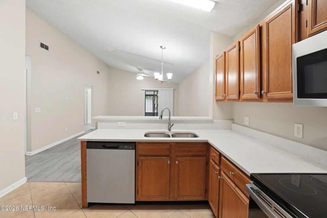Photo of 8761 PINEVALLEY Lane