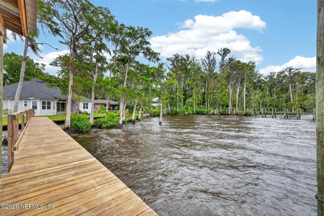 Photo of 10111 COUNTY ROAD 13 N