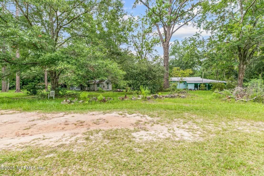Photo of 44125 JARRETT Road