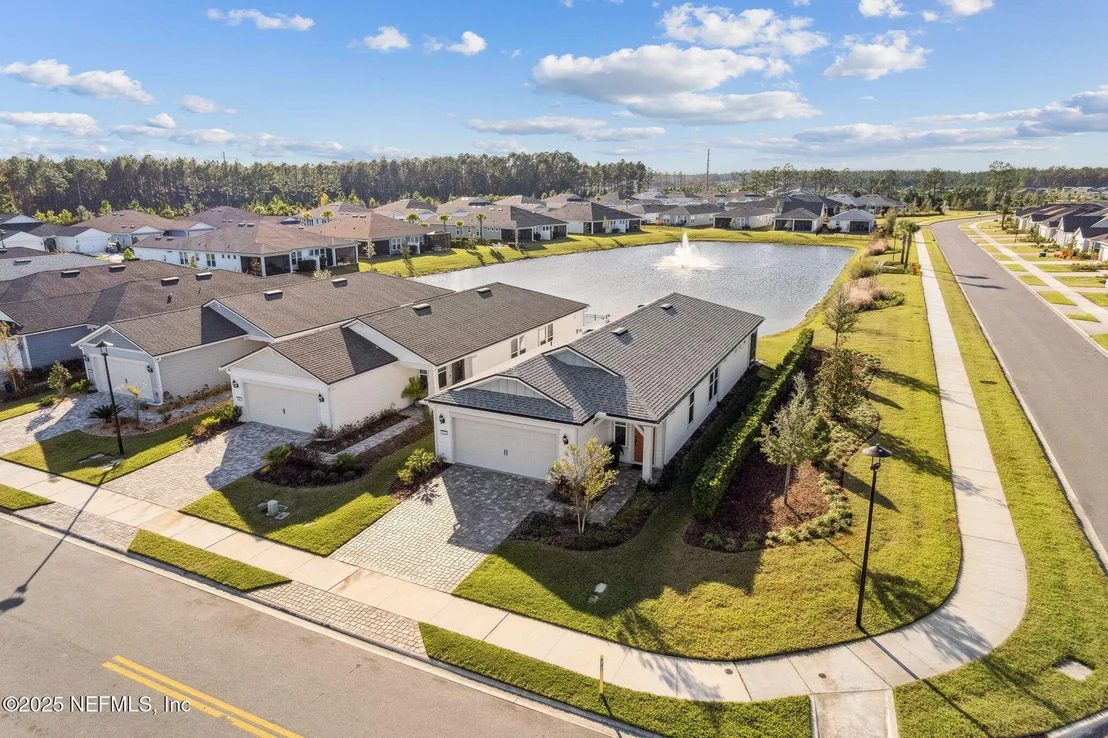 Photo of 671 JUBILEE Circle