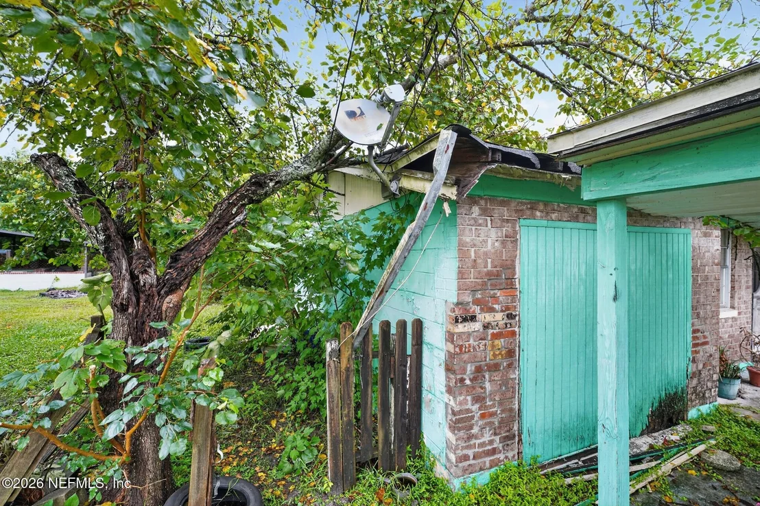 Photo of 4915 CHIVALRY Drive