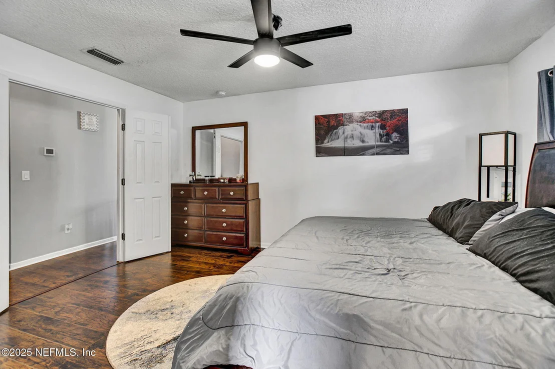 Photo of 1709 WINDOVER Place