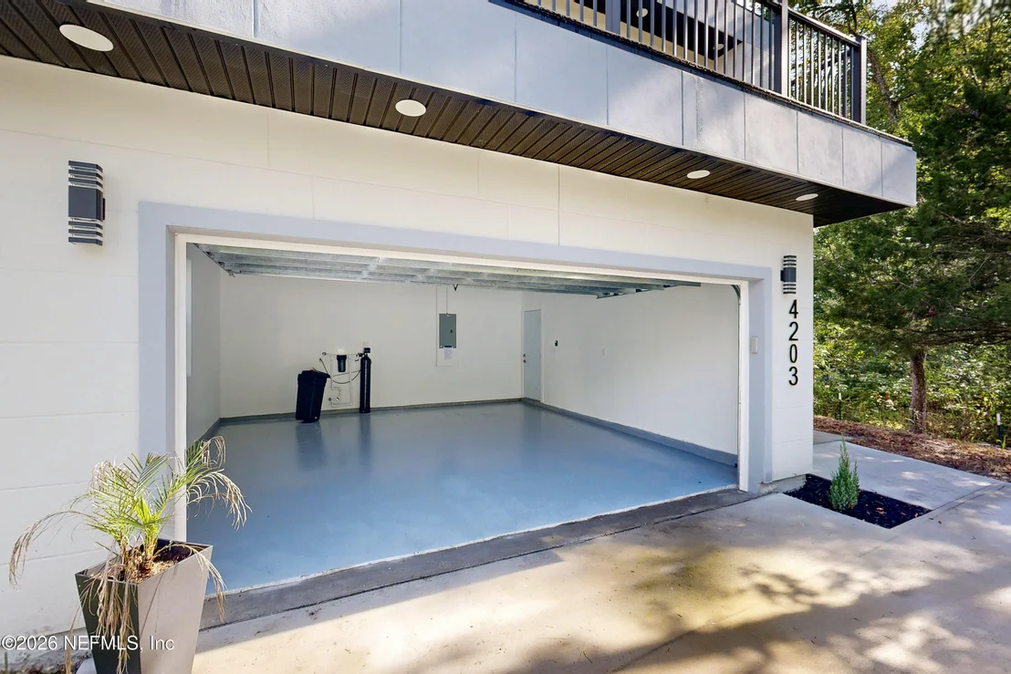 Photo of 4203 PINE ROAD Road