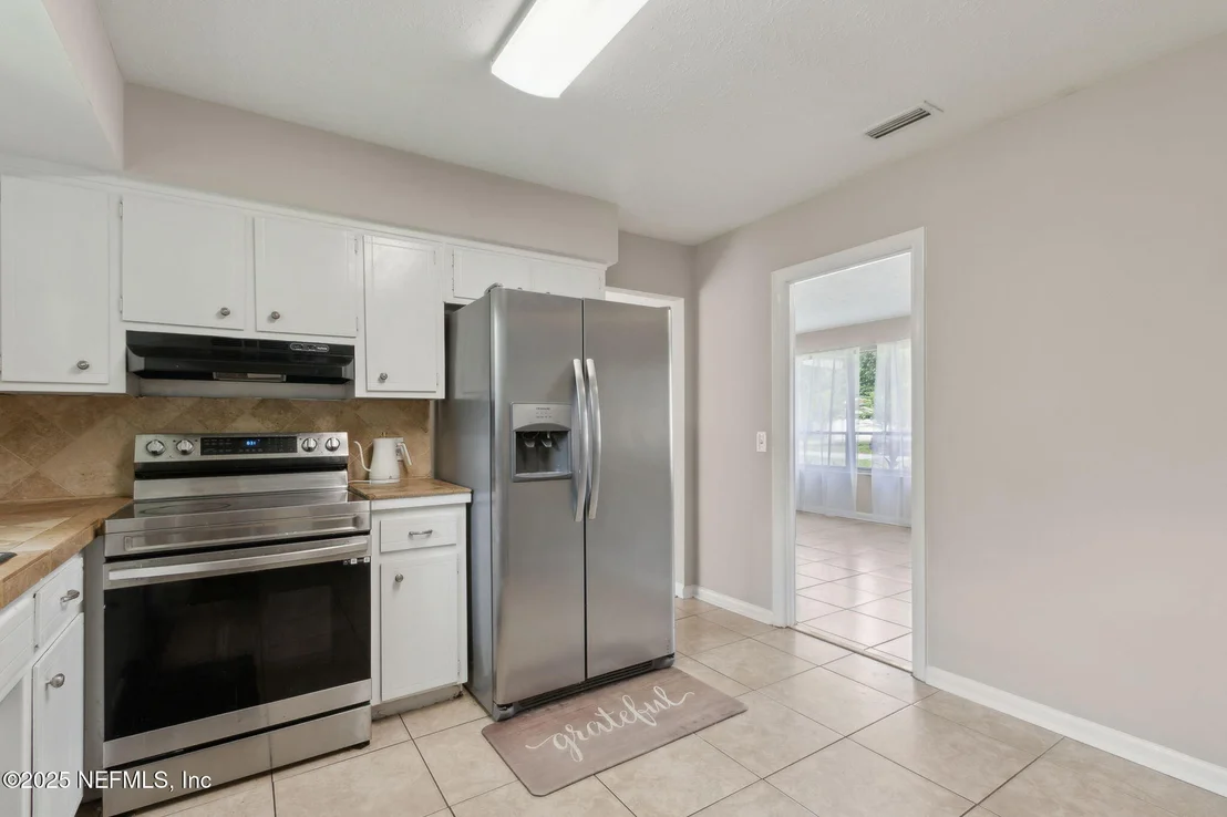 Photo of 2806 ANNETTE Circle