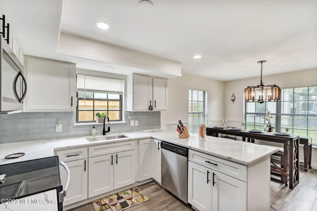 Photo of 400 TROUT RIVER Drive