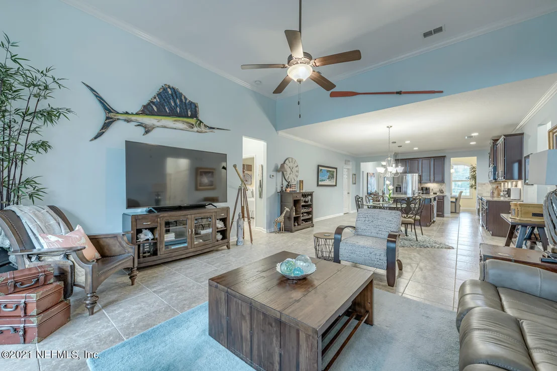 Photo of 215 PLAZA DEL RIO Drive