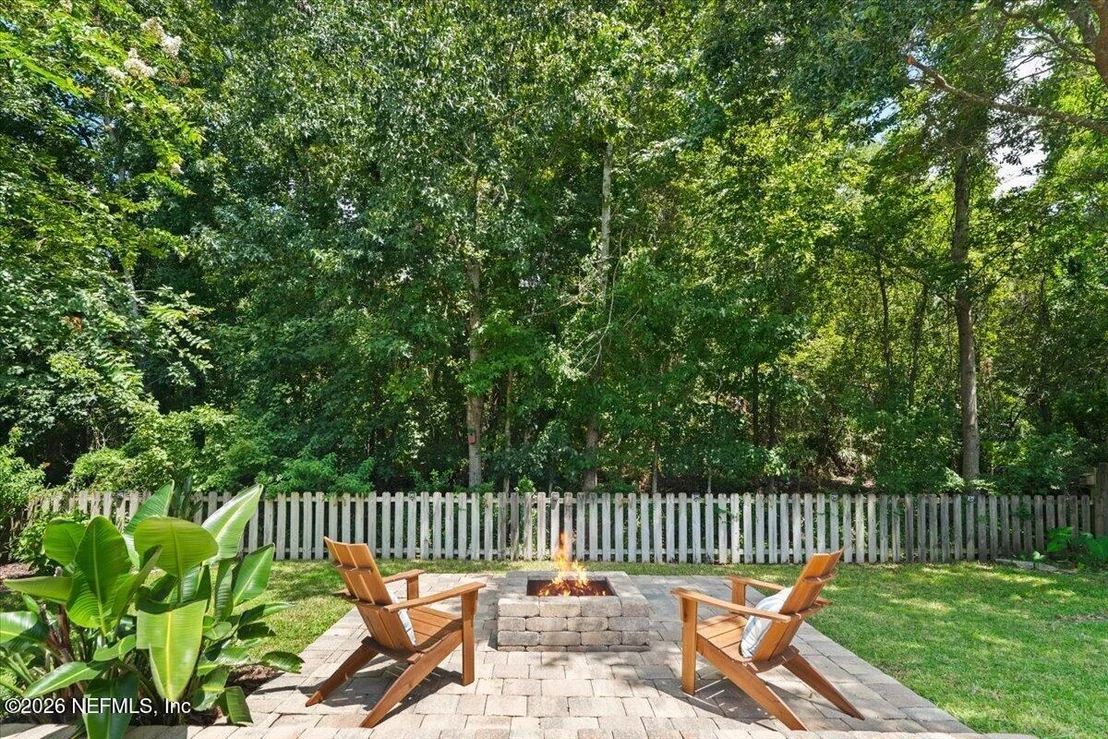 Photo of 1160 NOCHAWAY Drive