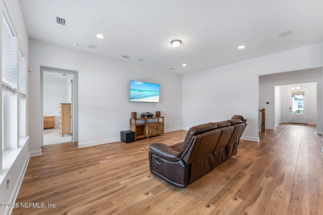 Photo of 281 PINE GROVE Point