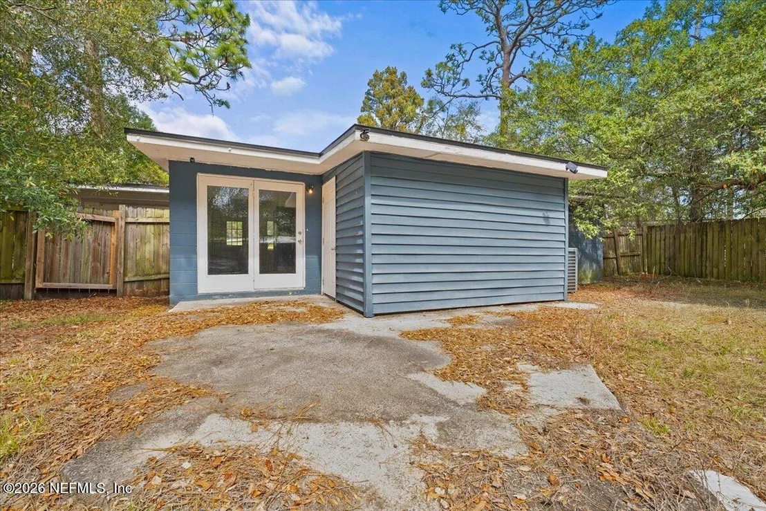 Photo of 1020 AKE Lane