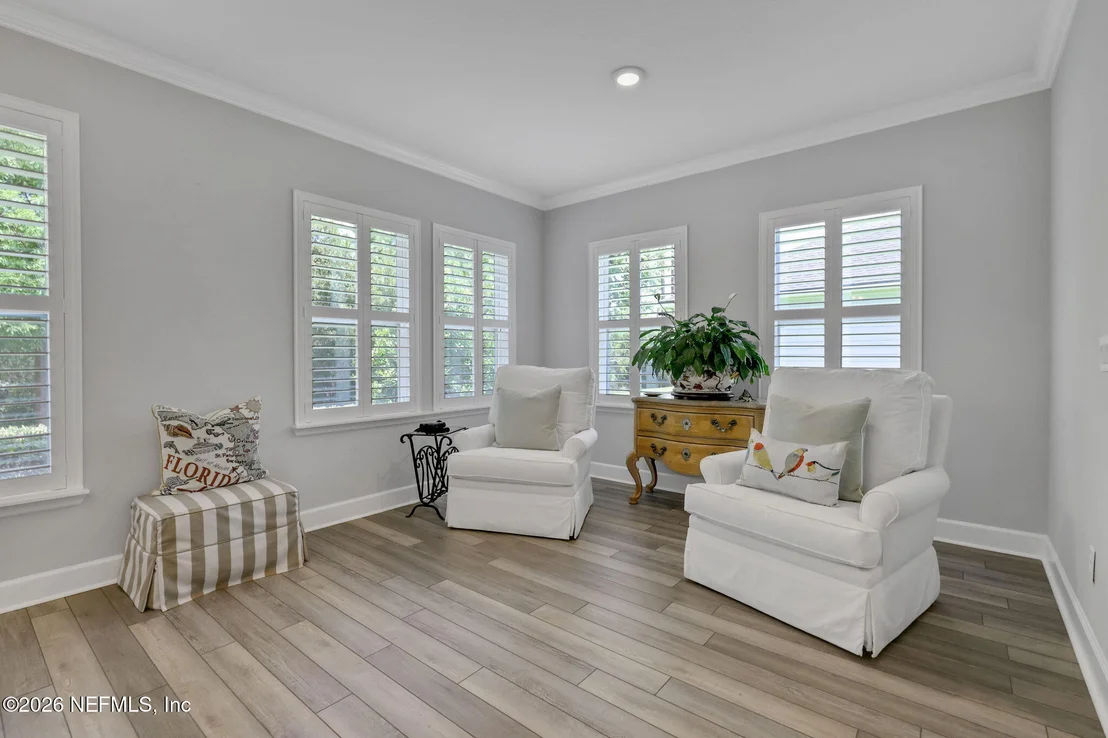 Photo of 146 CLARENDON Road