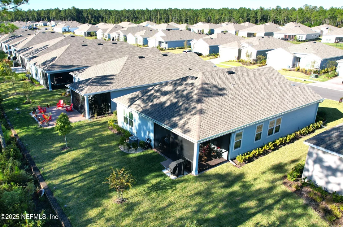 Photo of 75610 PONDSIDE Lane