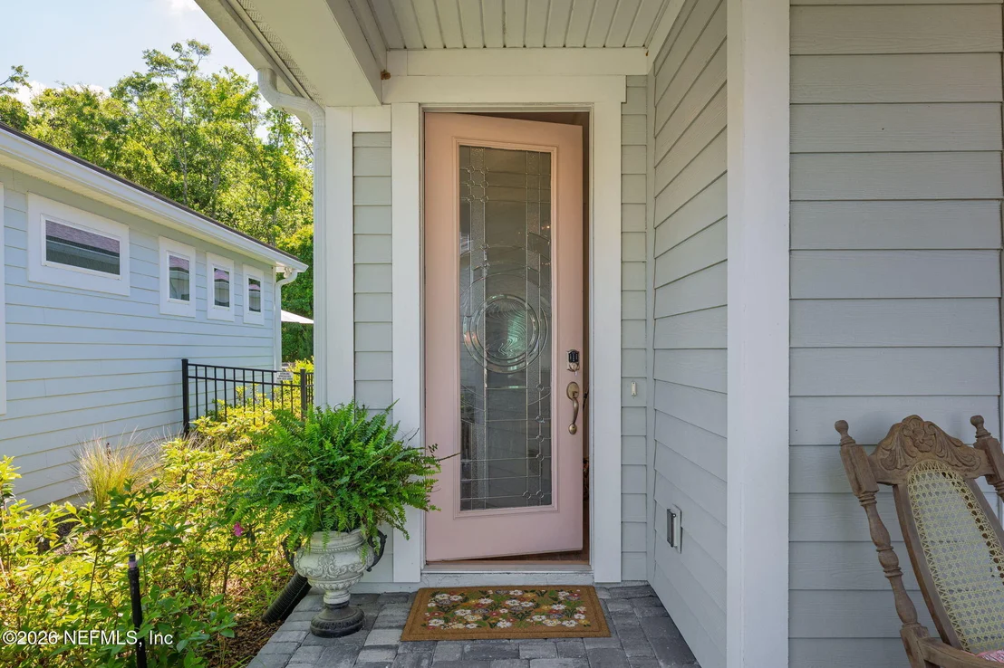 Photo of 236 LADYSLIPPER Drive