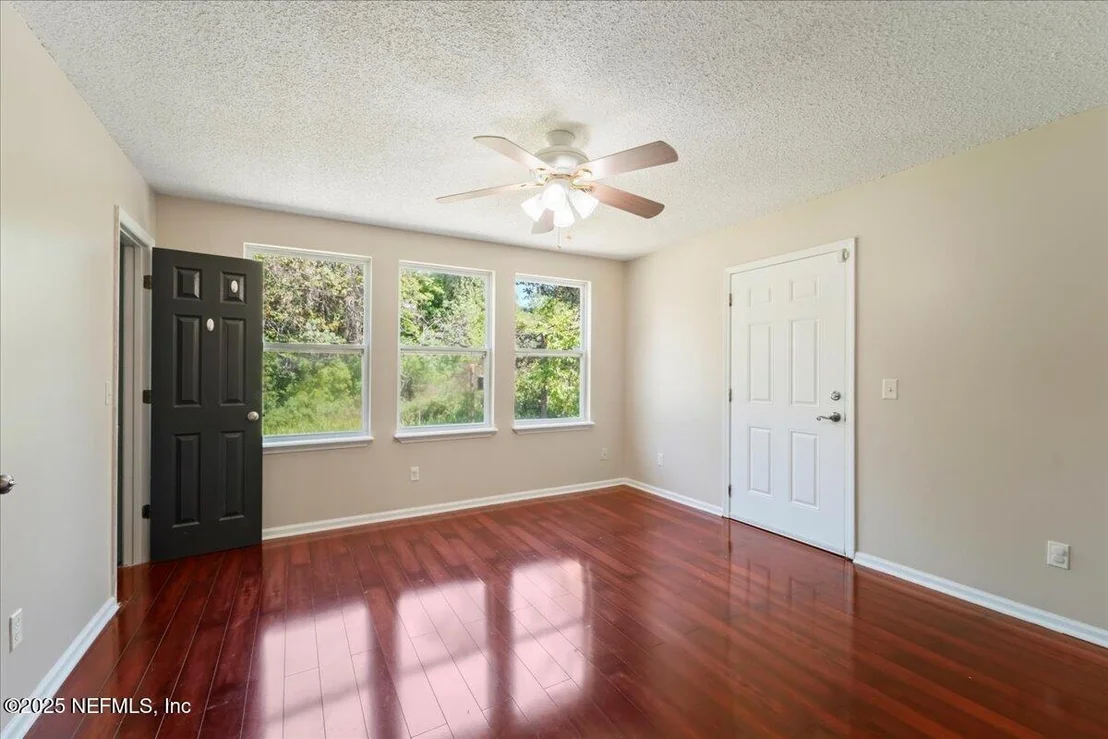 Photo of 4253 EAGLES VIEW Lane