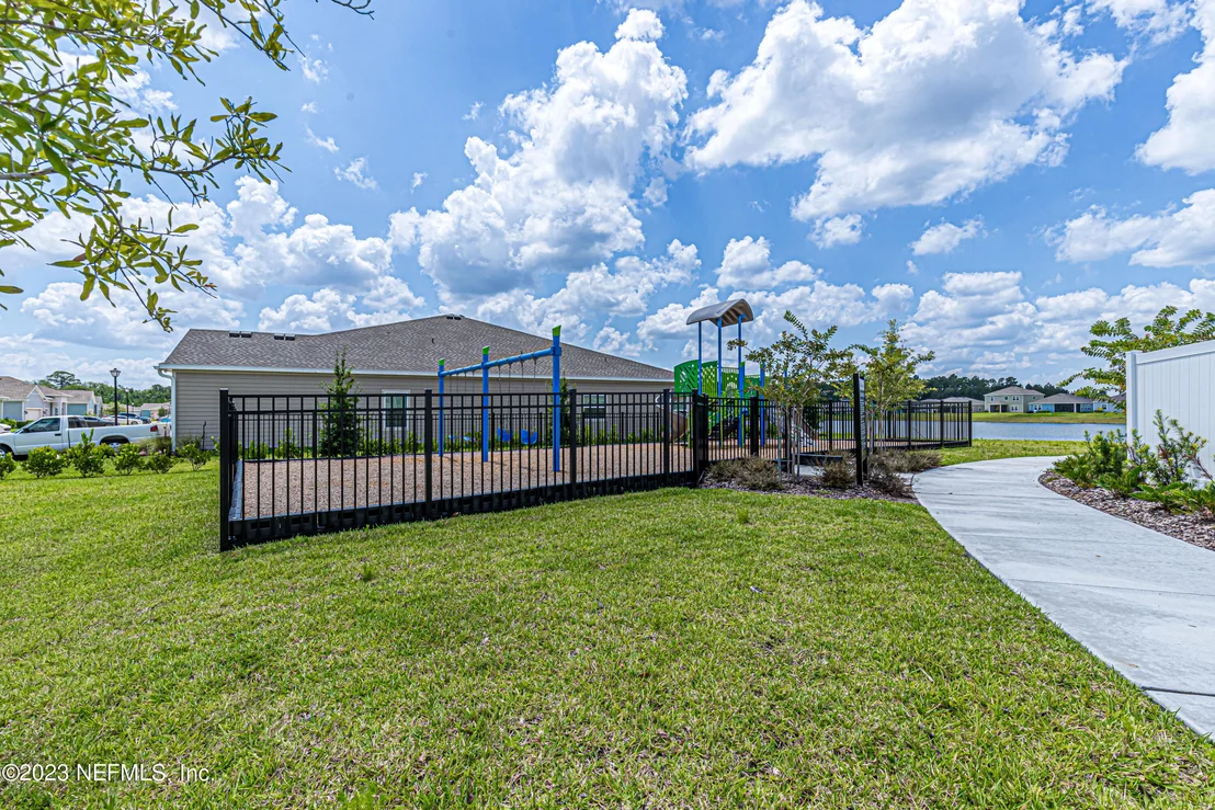 Photo of 9627 LOVAGE Lane