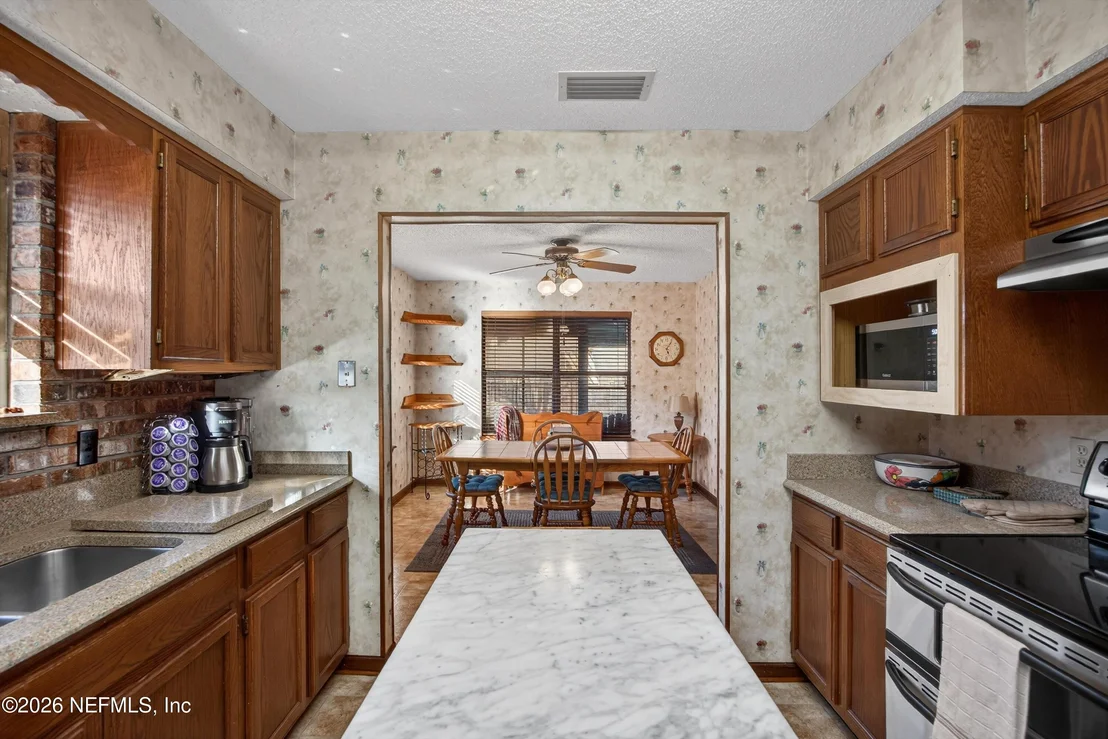 Photo of 2479 STONEBRIDGE Drive