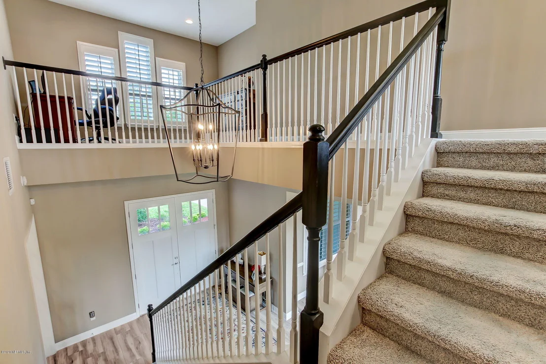Photo of 386 OUTLOOK Drive