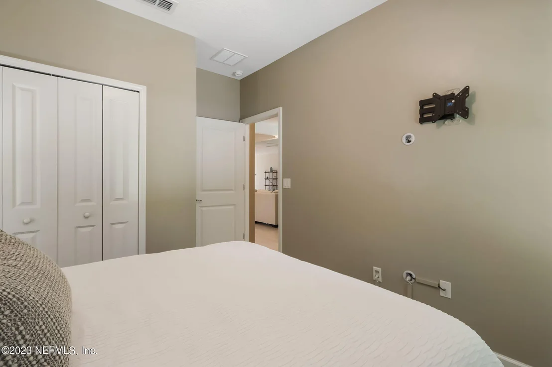 Photo of 85771 BLACK TERN Drive