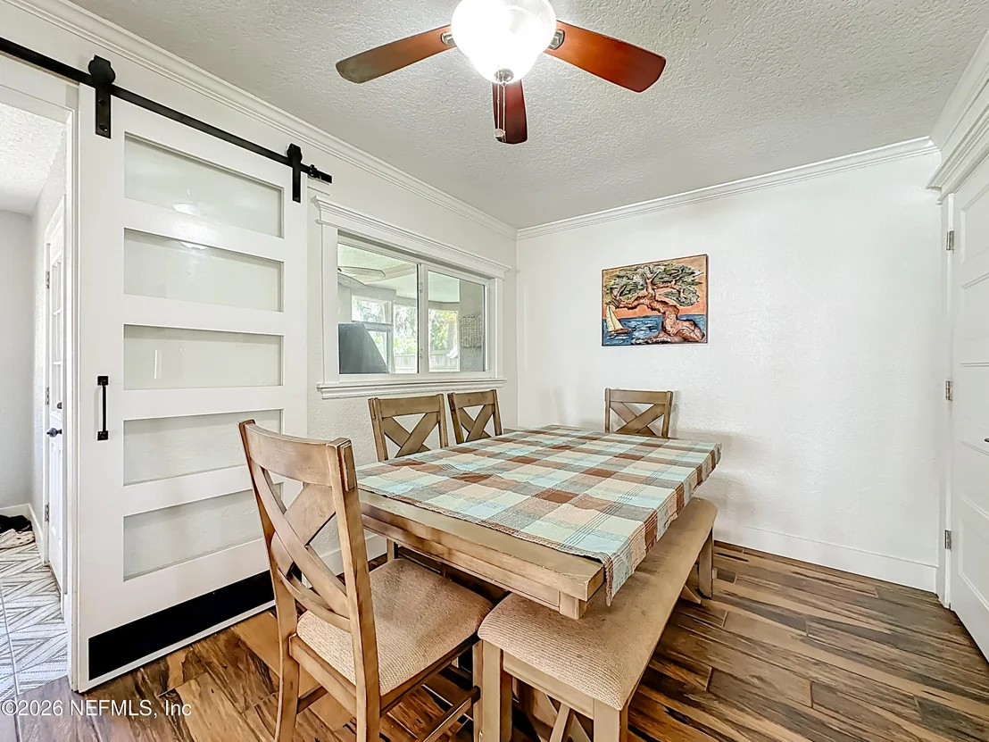 Photo of 18 SOLANO Avenue
