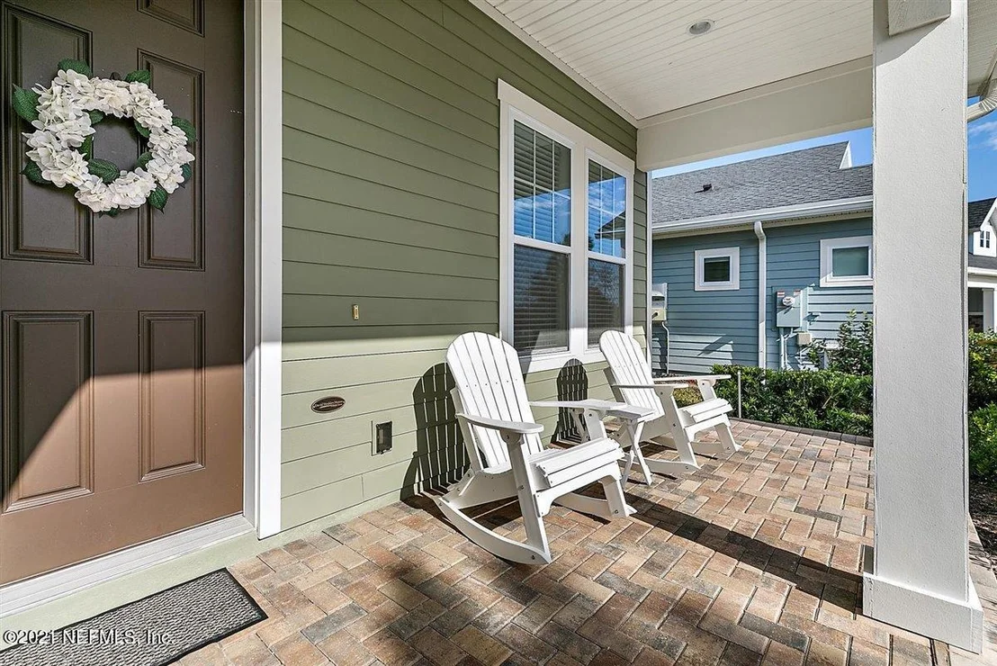Photo of 93 BEACHBERRY Court