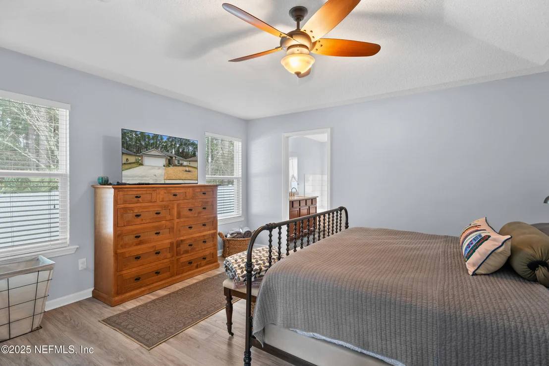 Photo of 96433 COMMODORE POINT Drive