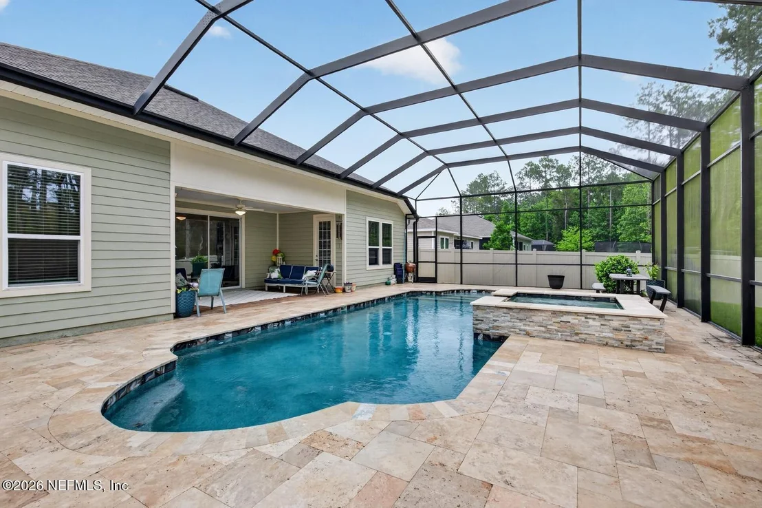 Photo of 612 GLORIETA Drive