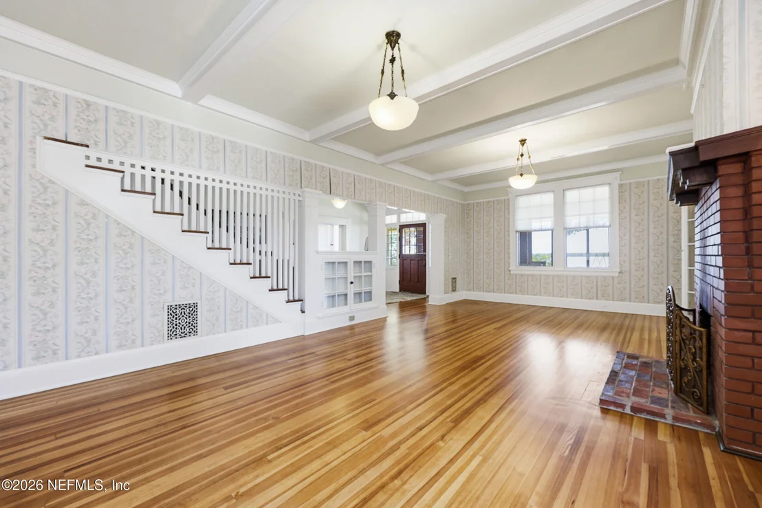 Photo of 520 RIVER Street