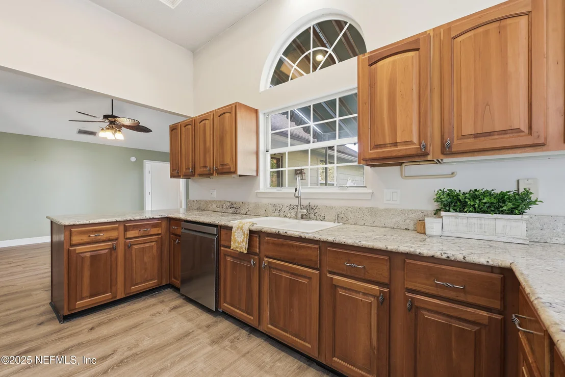 Photo of 1525 MARSHSIDE Drive