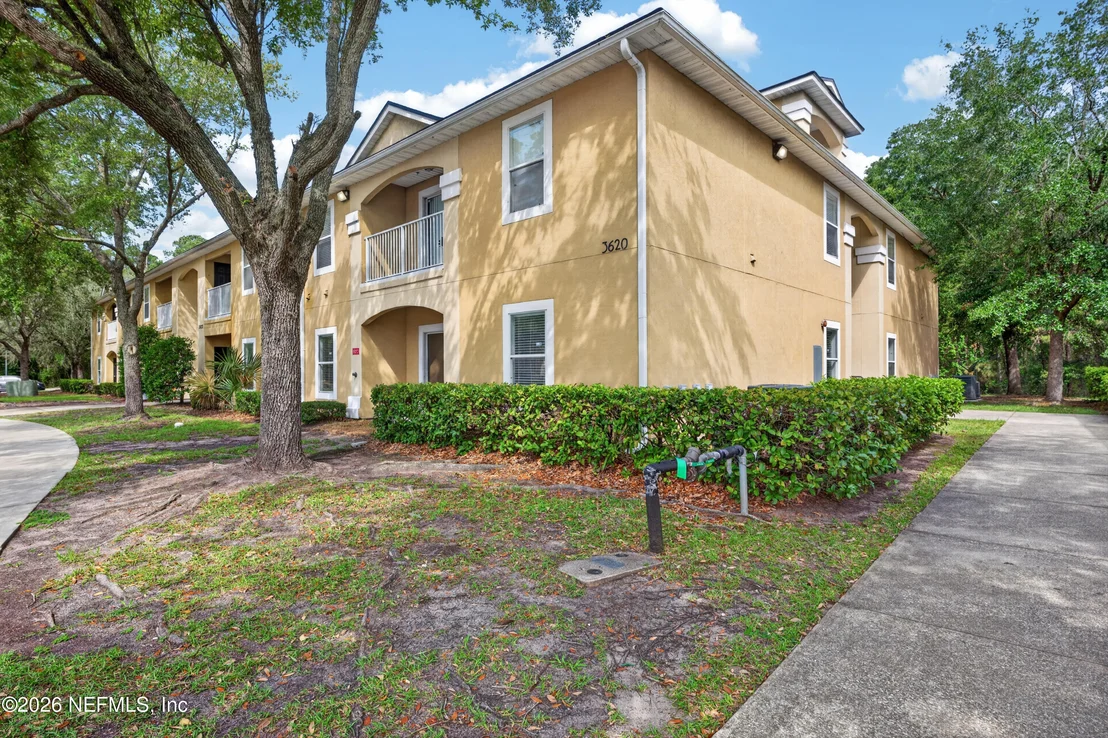 Photo of Unit 1 at 3620 KIRKPATRICK Circle