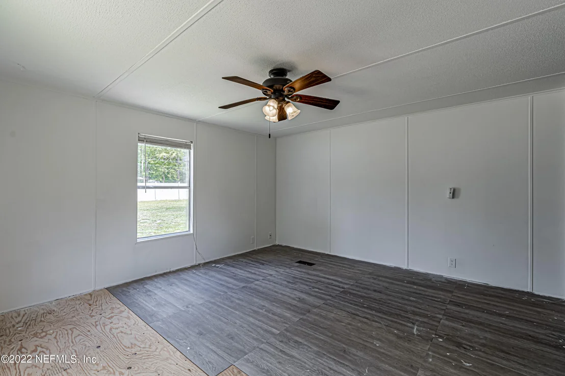 Photo of 65 PEPPERMINT Avenue