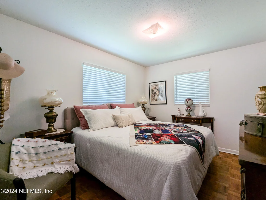 Photo of 7639 HILLSIDE Drive