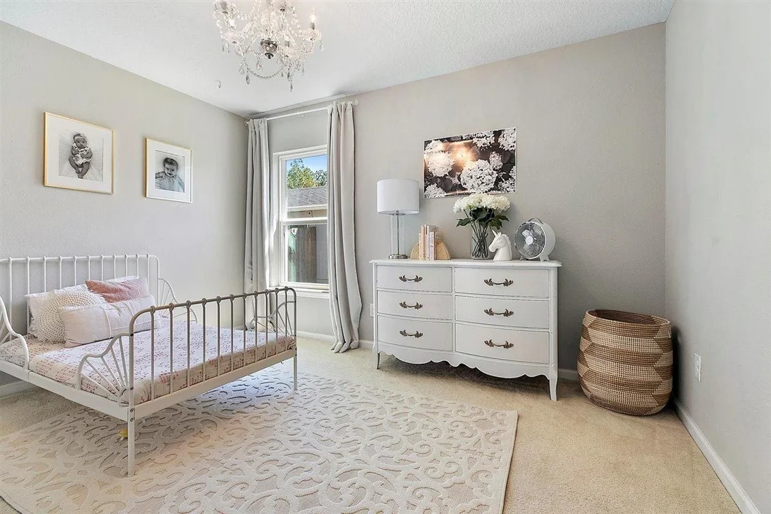 Photo of 450 E TEAGUE BAY Drive