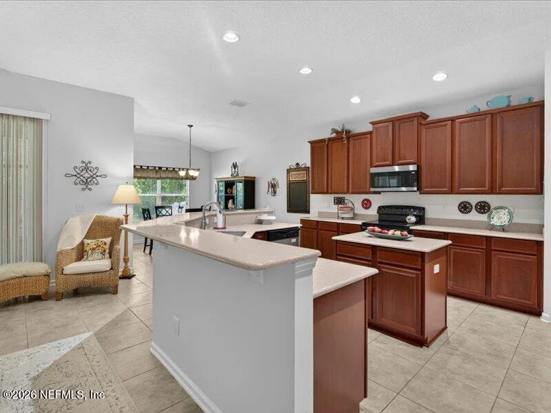 Photo of 246 WILLOW WINDS Parkway