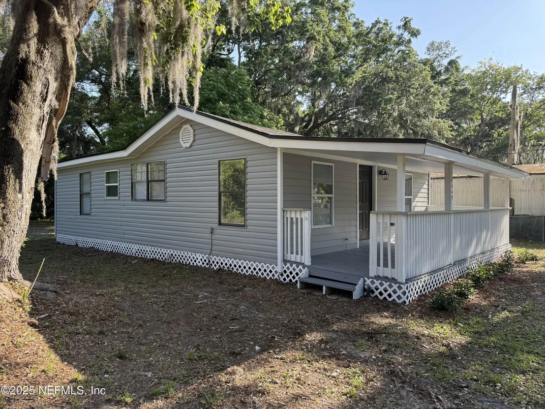 Photo of 6449 BLUEBIRD Road