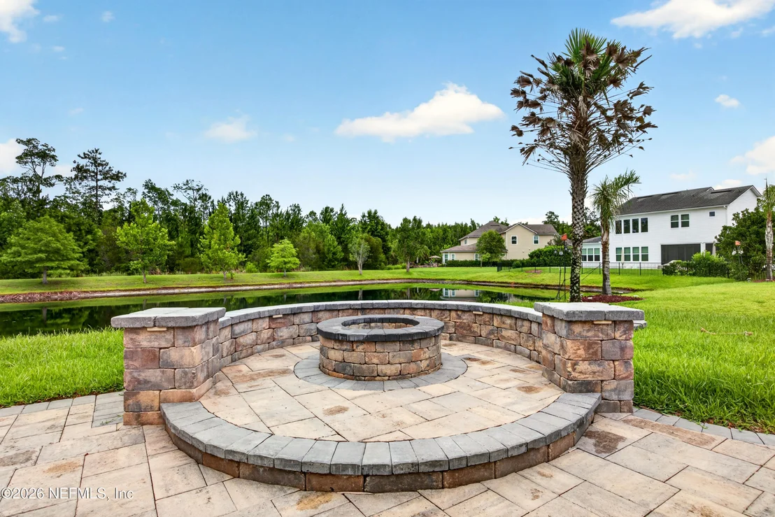 Photo of 186 FRESHWATER Drive