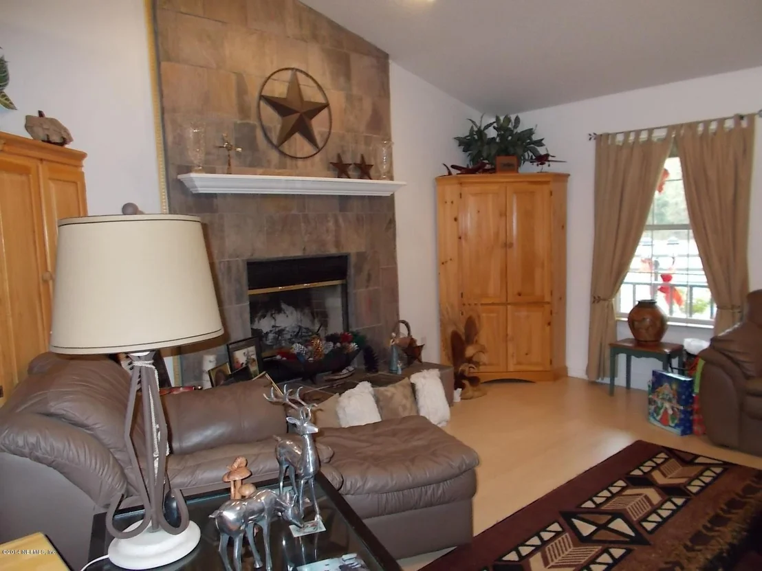 Photo of 9200 Plummer Road